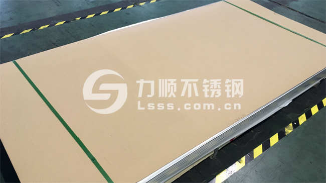 無(wú)錫力順不銹鋼公司:專供304、316L不銹鋼板材